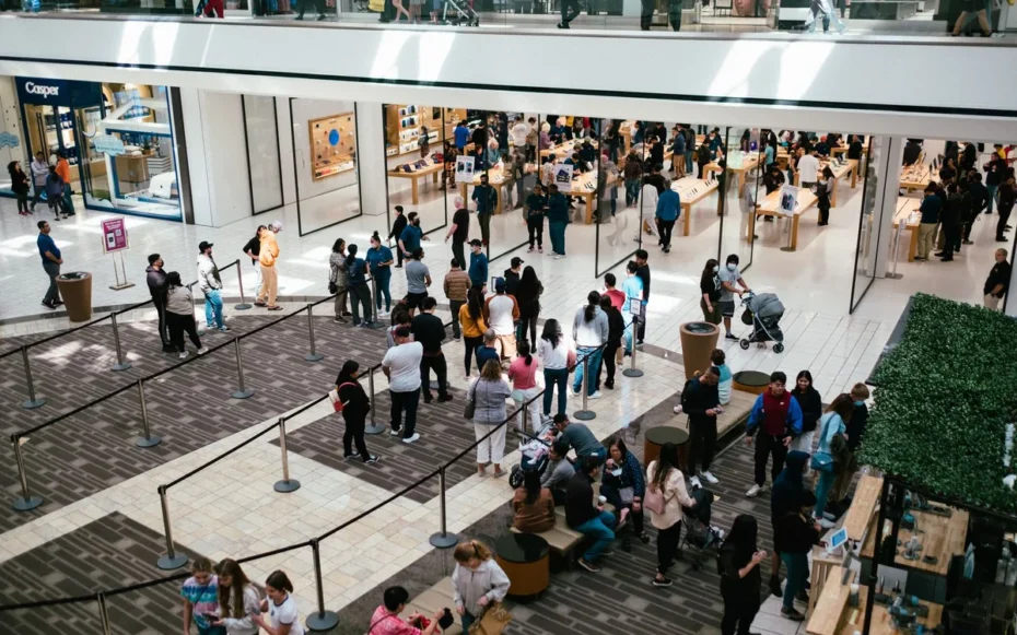 Apple corta empregos Siri Vision Pro IA