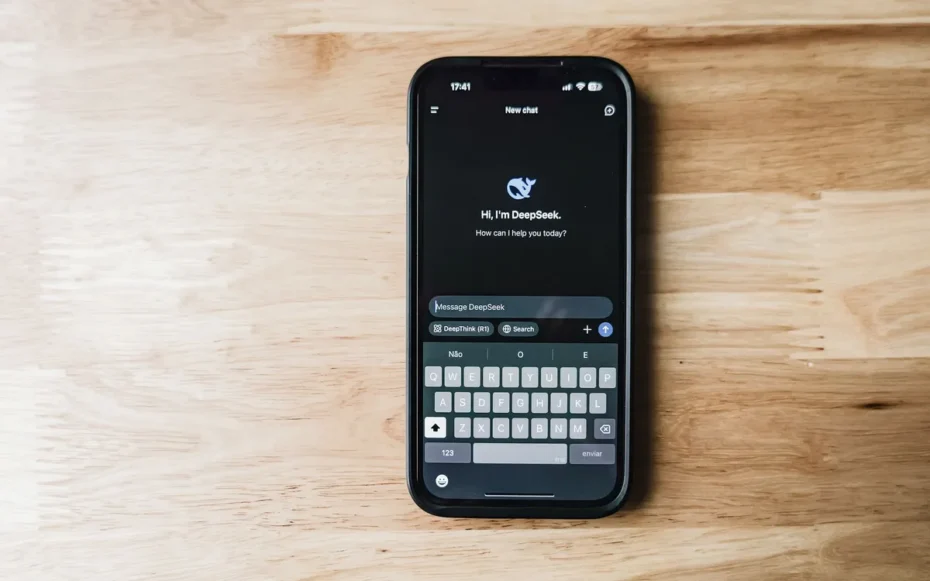 Apple retira aplicativo IA nudify Meta