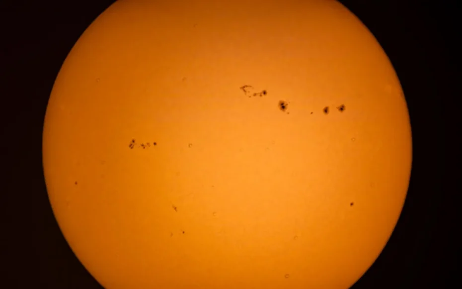 Betelgeuse superfície imagem ALMA