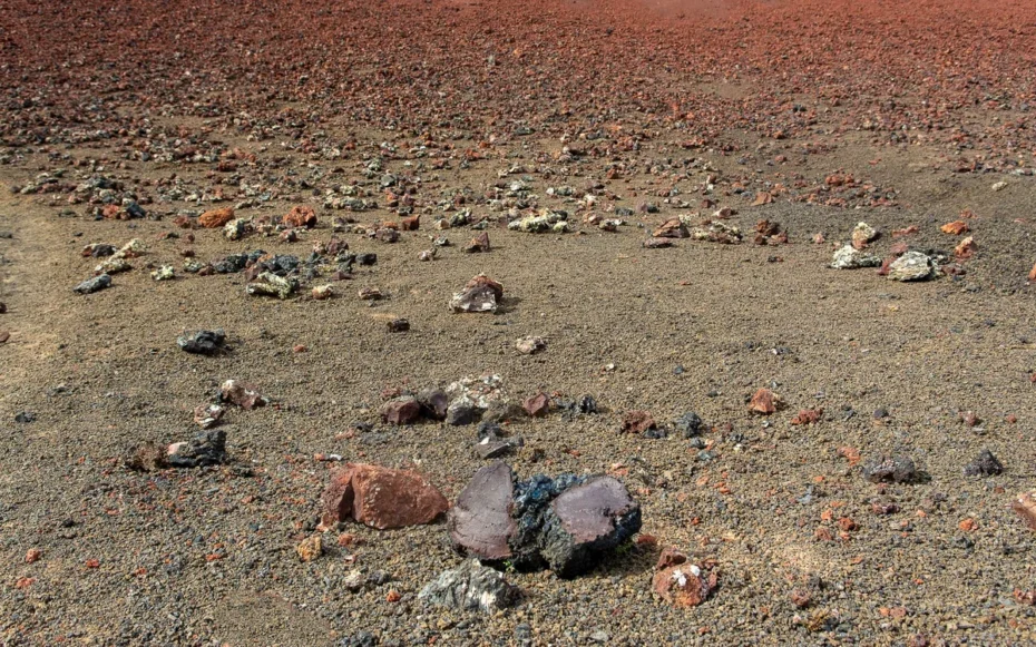 cratera misteriosa SP zircão asteroide