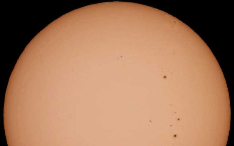 IA COFFIES detecta manchas solares antes visiveis