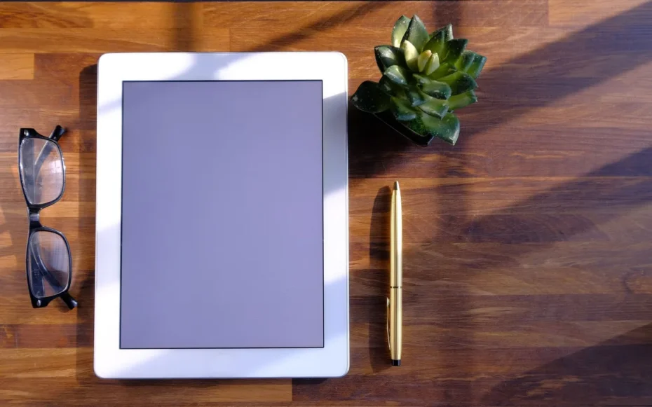 Lenovo tablet OLED 165 Hz Snapdragon 8 Elite Gen 5