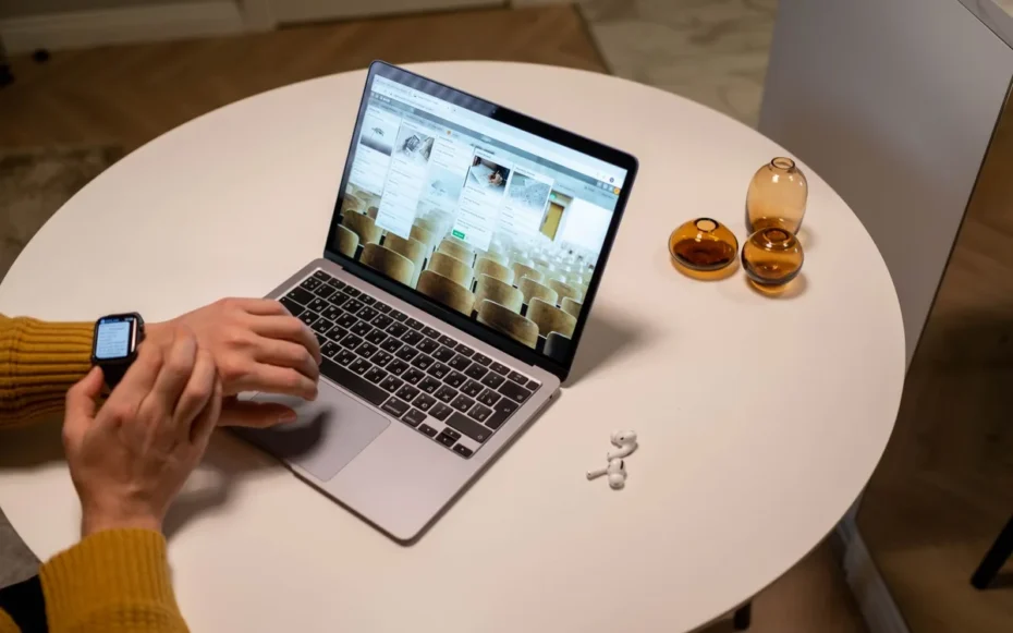 MacBook Ultra com tela touch e mudanças