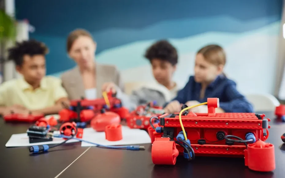 Programa Start robótica programação inteligência artificial escolas Goiânia